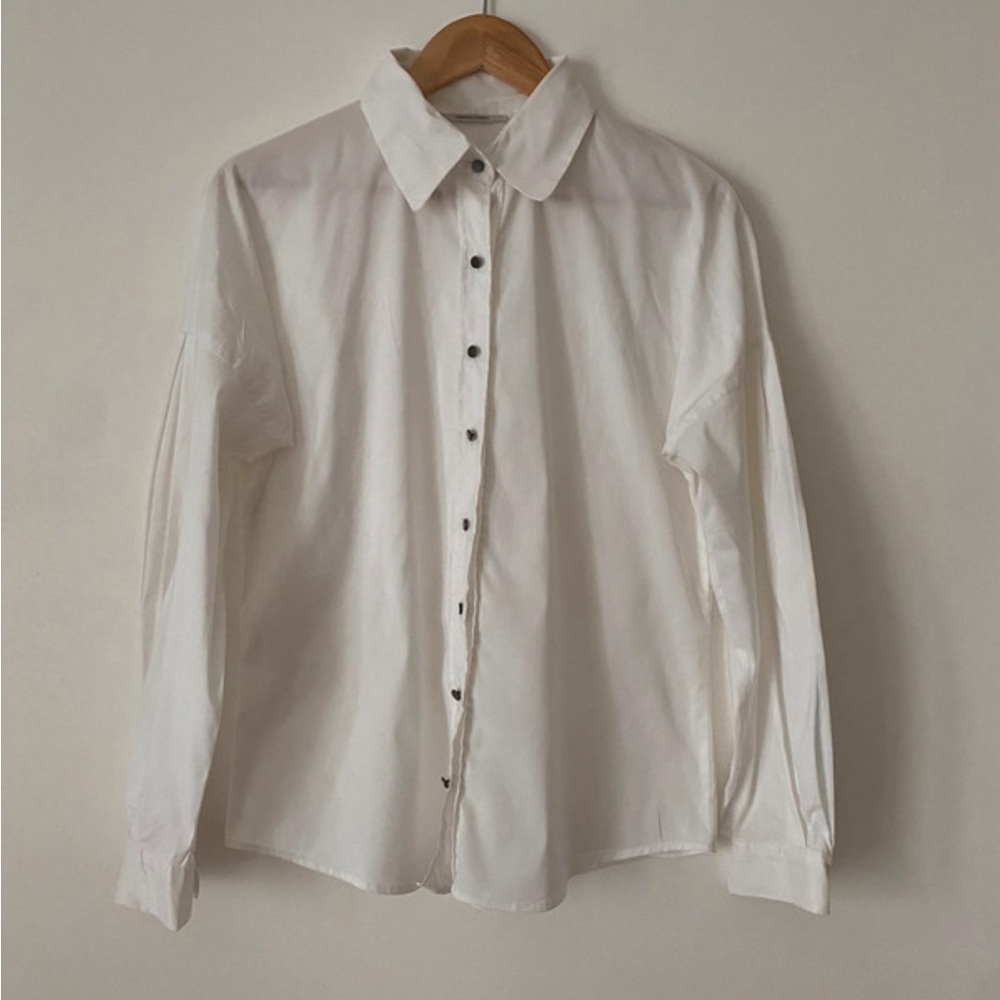 Women’s White Button-Up Shirt